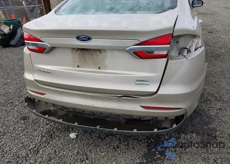 2019 Ford Fusion Sel z USA, uszkodzony, nr VIN 3FA6P0CD2KR256301